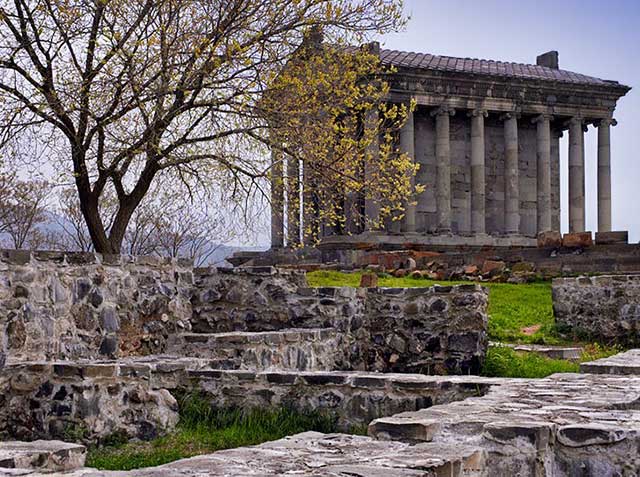 Храм Гарни - Армения