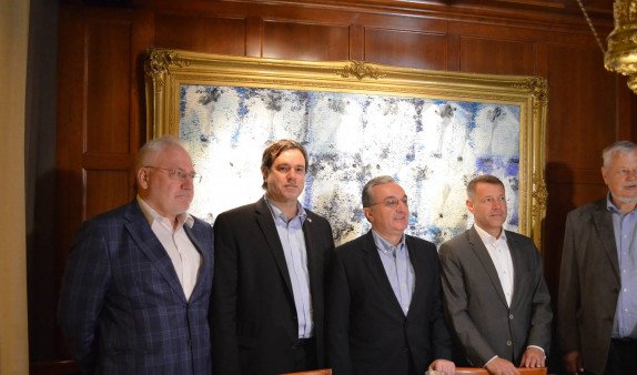 В МИД Армении сообщили некоторые подробности встречи Мнацаканяна с сопредседателями МГ ОБСЕ