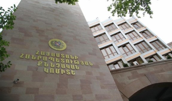 Журналисткa в Армении задержана по подозрению в вымогательстве денег у полицейского