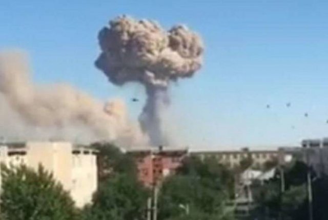 В Туркестанской области Казахстана введен режим ЧС в связи со взрывом в воинской части