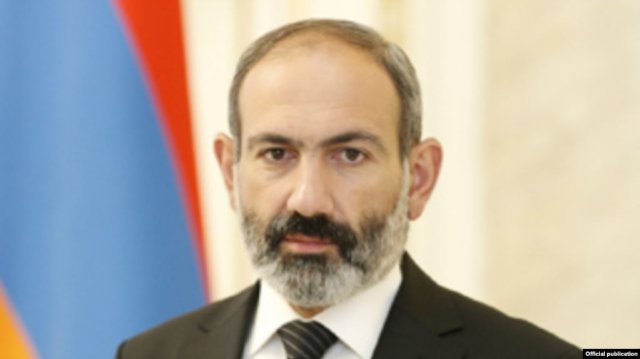 Никол Пашинян поздравил премьера Словении с Днём государственности