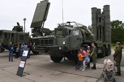 Кремль рассказал о передаче Турции технологий С-400