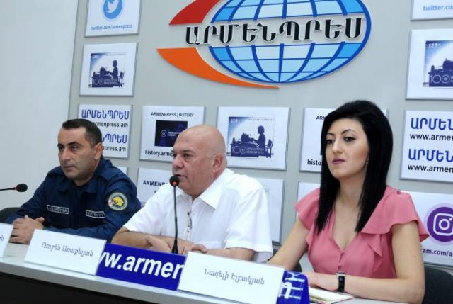 Первая гуманитарная группа армянских специалистов вернулась успешно завершив работу в Сирии