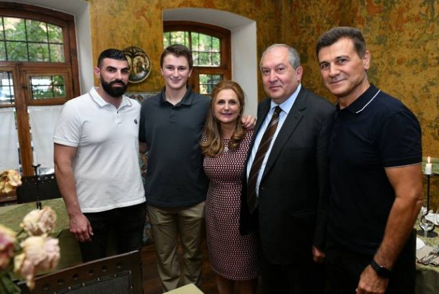 Армен Саркисян провел встречу с представителями “Оррана”