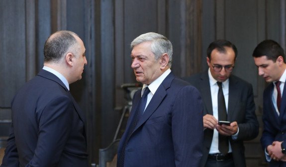Глава Минздрава Армении выступил с новым предложением