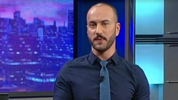На дом обматерившего Путина грузинского журналиста повесили позорную табличку