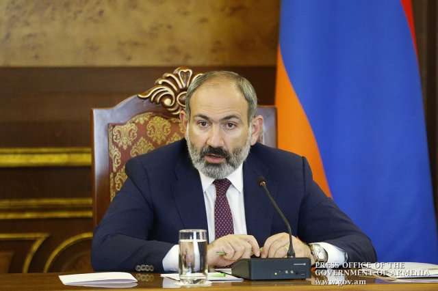 “Коллективный олигарх”: новое правительство не перейдет тонкую грань закона