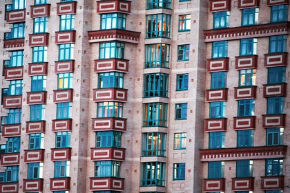 Неизвестные богачи скупили в Москве жилье на миллиард долларов