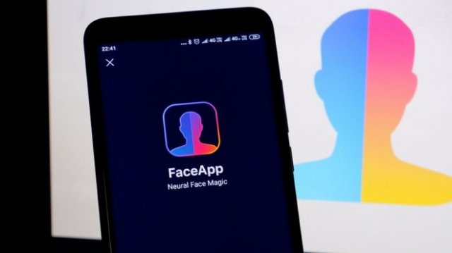 Американский сенатор увидел в приложении FaceApp угрозу нацбезопасности