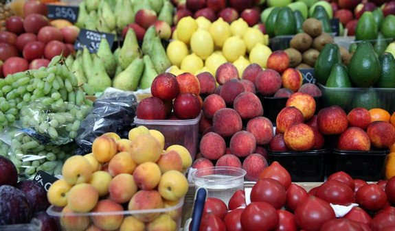 В России ужесточат правила провоза фруктов и овощей через границу