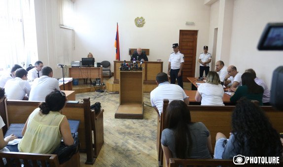 Эксперт по делу Манвела Григоряна не предъявил необходимых документов: слушания отложены