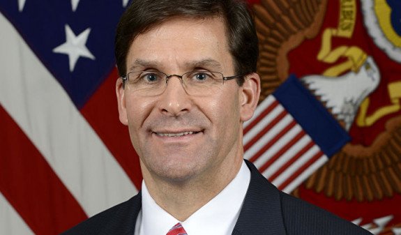 Новым министром обороны США стал Марк Эспер