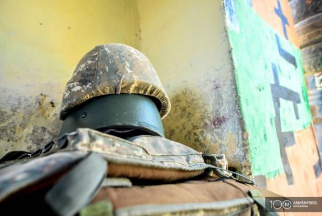 По факту смерти военнослужащего срочной службы В.Галояна задержан старшина поста