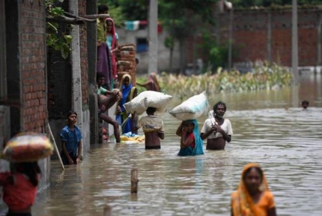 В штате Бихар в Индии из-за наводнений погибли 127 человек