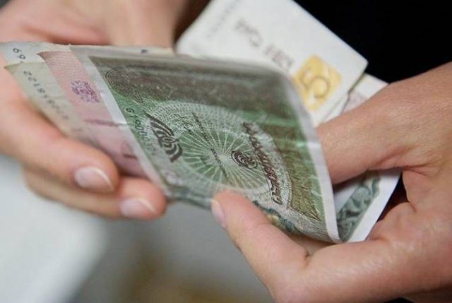 "Лари укрепится в ближайшие дни" - глава Минфина Грузии