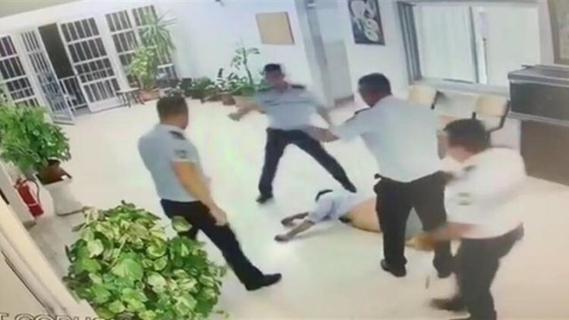 Турецкая полиция в Северном Кипре жестоко избила иностранного туриста