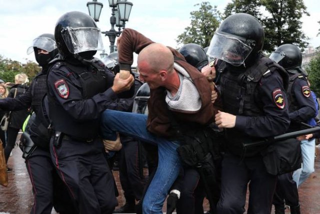 В ходе несанкционированной акции протеста в Москве задержаны 346 человек