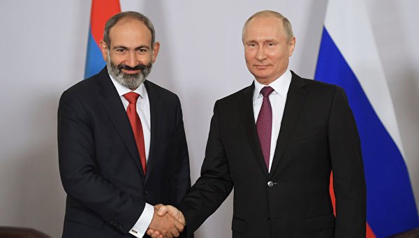 Путин скорее относится к Пашиняну позитивно
