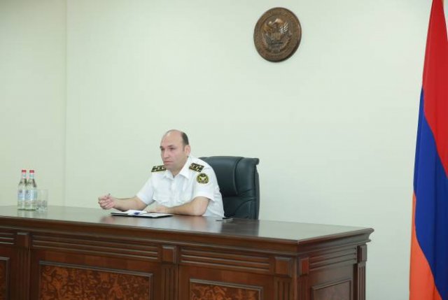 И. о. главного принудительного исполнителя Армении провел рабочее совещание