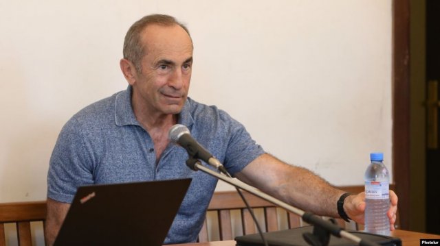 Судебный департамент поясняет, почему дело Кочаряна пока не передано другому судье