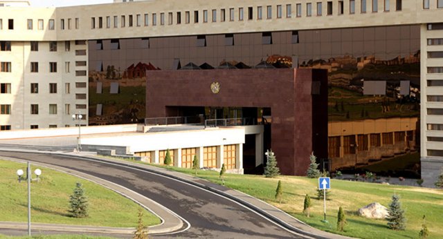 Министерству обороны Армении выделены дополнительные 2 млрд драмов