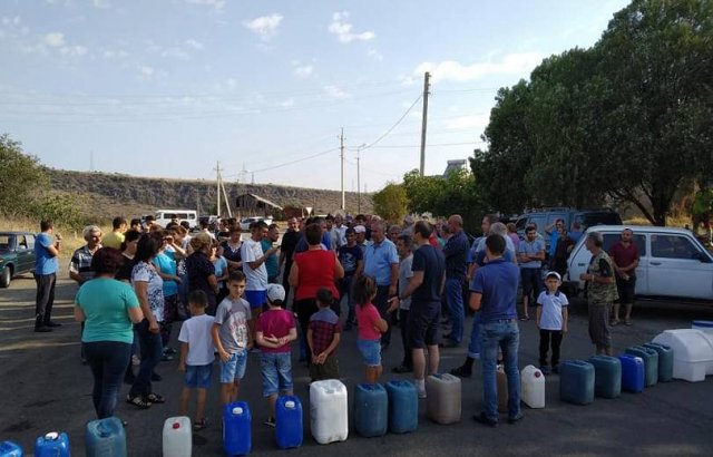 Аппарат омбудсмена Армении следит за акцией протеста в селе Арчис