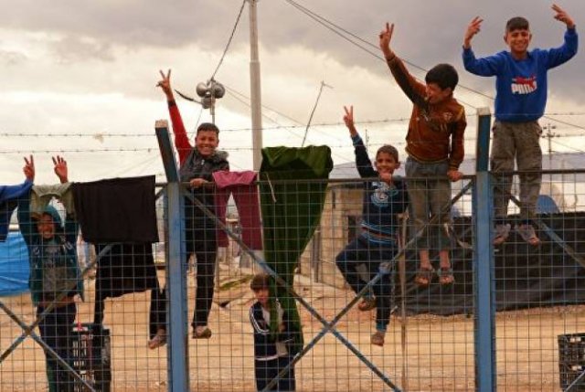 В Сирию за сутки вернулись более 1,2 тысячи беженцев