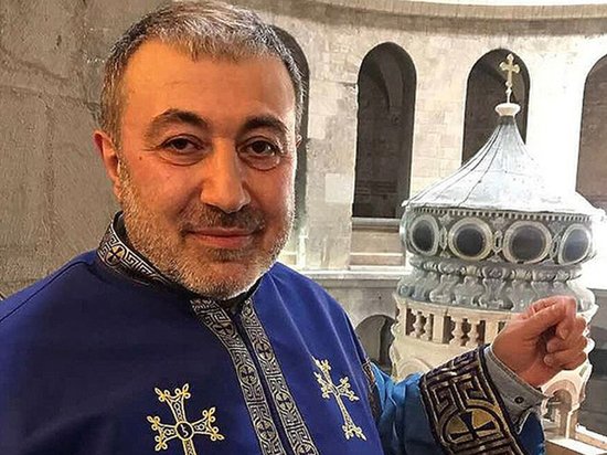 «Буду бить за все, убивать»: Опубликована переписка Хачатуряна с дочерьми