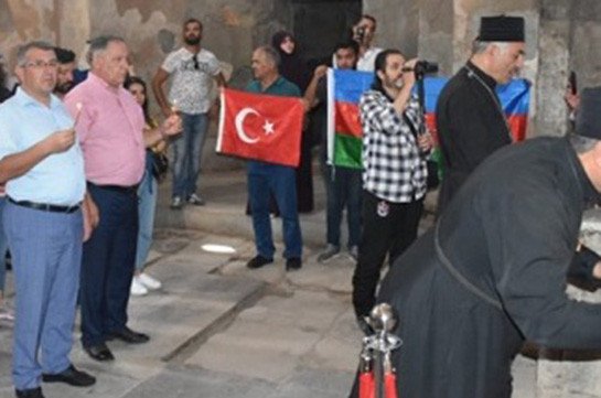 Бакинский балаган на Ахтамаре