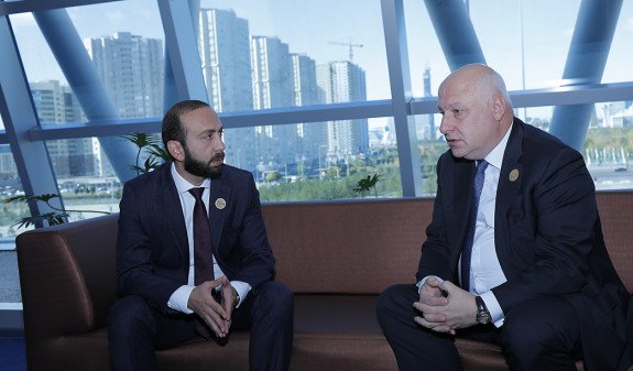 Мирзоян встретился с председателем ПА ОБСЕ
