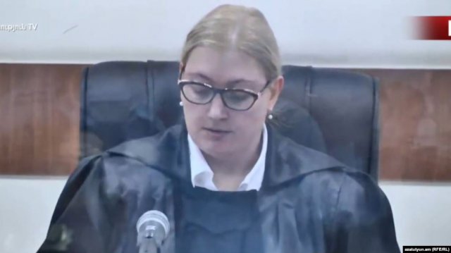 Судья Данибекян отклонила ходатайство адвоката Кочаряна о своем самоотводе
