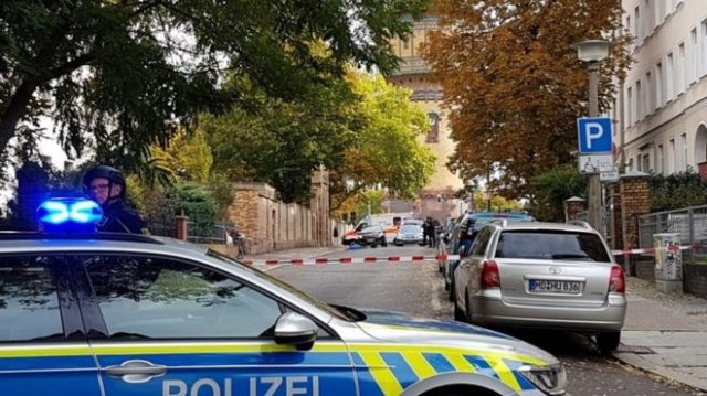 В результате стрельбы в немецком Галле погибли два человека