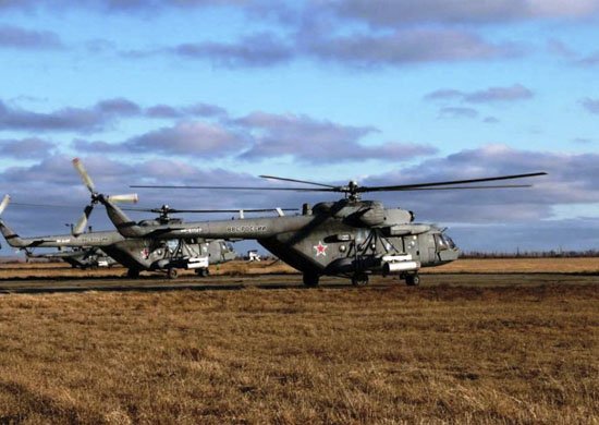 Летчики российской авиабазы в Армении выполнили прикрытие колонн военной бронетанковой и автомобильной техники на ночном марше
