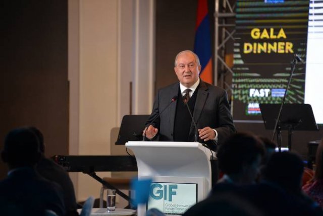 Армен Саркисян присутствовал на гала-ужине Глобального инновационного форума