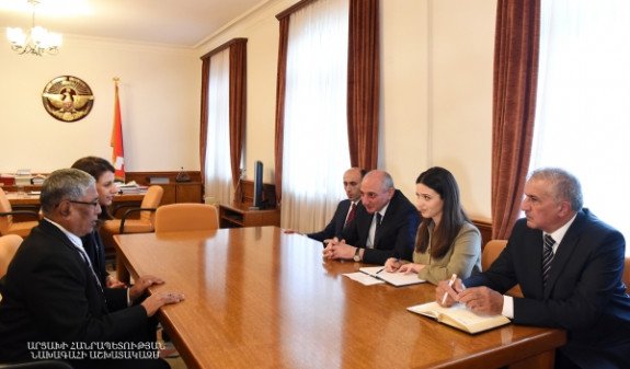 Президент Арцаха встретился с лауреатом гуманитарной премии «Аврора» за 2018 год