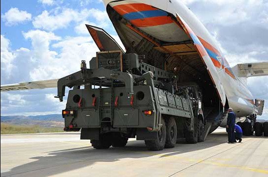 Глава «Рособоронэкспорта» подтвердил обсуждение с Анкарой новых поставок С-400