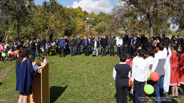 Президент Арцаха Бако Саакян встретился с жителями общины Херхан Мартунинского района
