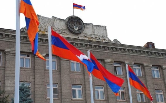 Коммунистическая партия Франции призвала власти страны признать независимость Арцаха