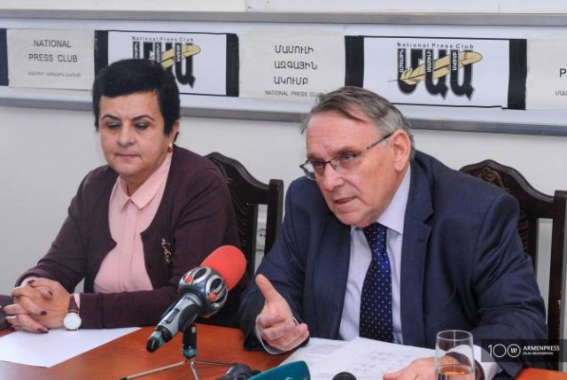 Посол Чехии видит неиспользованный потенциал в армяно-чешских отношениях