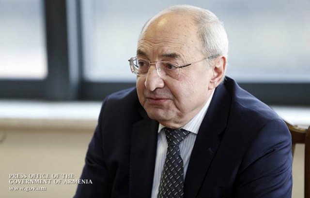 Вазген Манукян подал в отставку