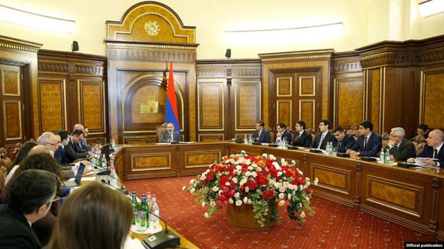 Премьер-министр провел совещание по реализации цифровой повестки Армении