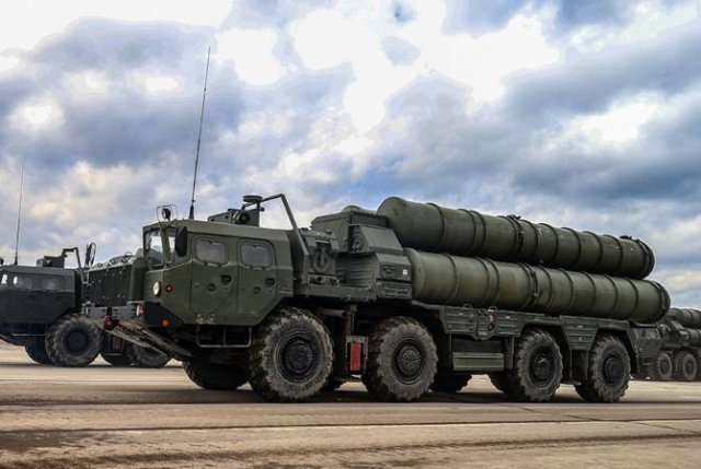 Турция намерена использовать С-400, несмотря на угрозу американских санкций