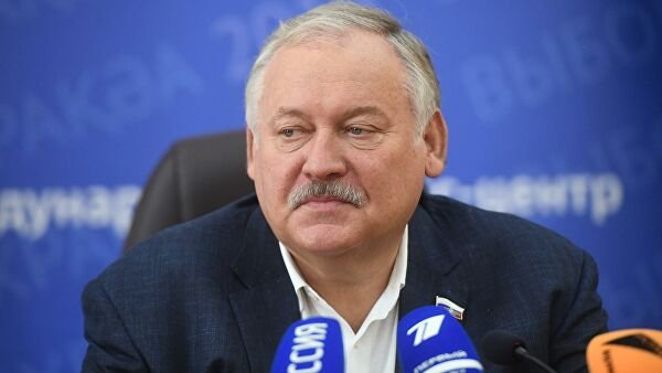 Затулин: Азербайджан должен признать независимость Карабаха, а НКР - вернуть 5 из 7 районов