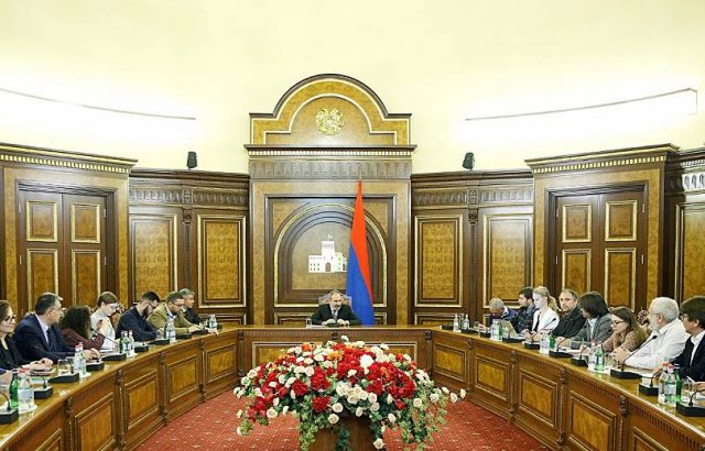 В карабахском вопросе я предпочитаю говорить своими собственными формулами. Премьер