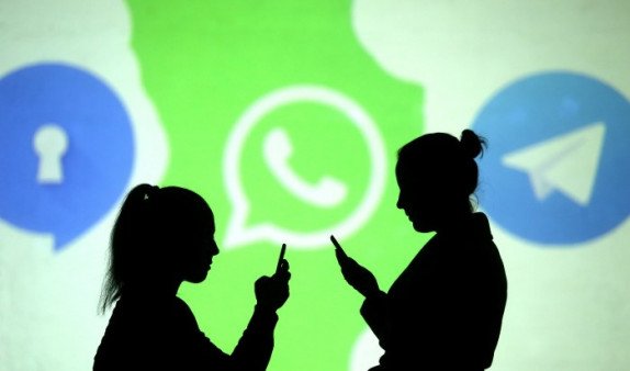 Создатель Telegram призвал удалять WhatsApp со своих смартфонов
