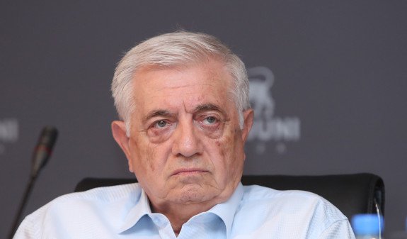 Дисциплинарное производство возбуждено в отношении адвоката Роберта Кочаряна