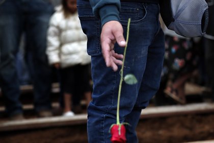 В школе нашли кладбище со 145 захоронениями