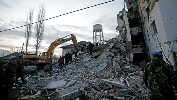 В Албании при землетрясении один человек погиб, сотни пострадали