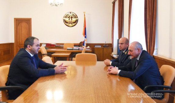 Бако Саакян встретился с генпрокурором Армении Артуром Давтяном