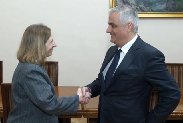 Вице-премьер Мгер Григорян принял посла США